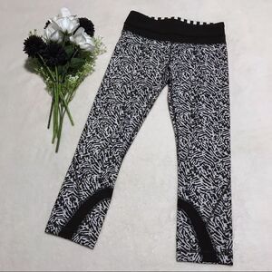 Lululemon Run Inspire Crop II Size 4